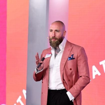 keynote-speaker-von-proeck-dominic-bild9-1920x1200[1]